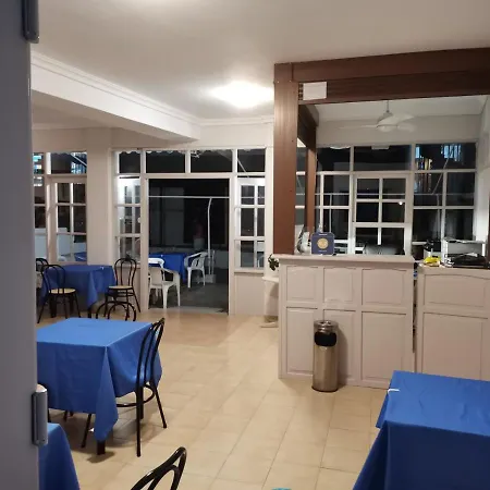 Hotel Sandy Beach 2*